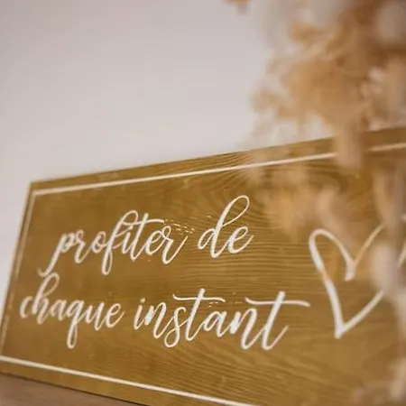 Grand T2 Cosy Proche Futuroscope Appartement *