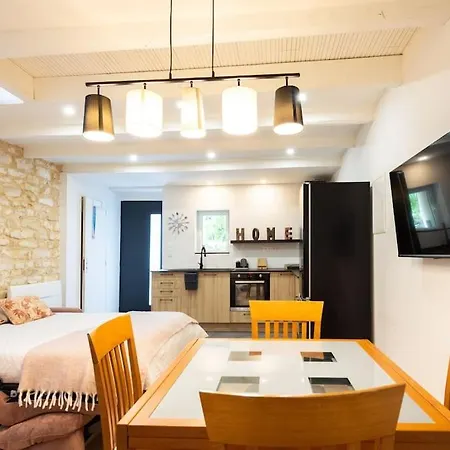 Appartement Grand T2 Cosy Proche Futuroscope